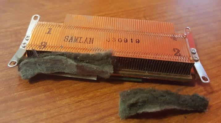 Dissipatore CPU GPU intasato dalla polvere - Il notebook si spegne da solo